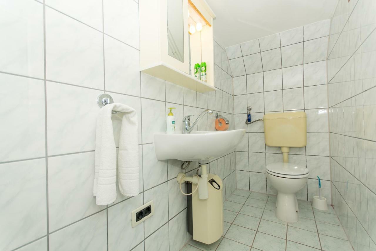 Apartments Cavar Trogir Exterior foto